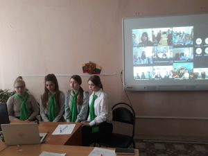 игра "Голосует молодежь"