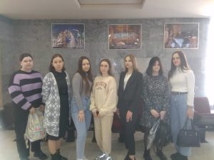 день театра